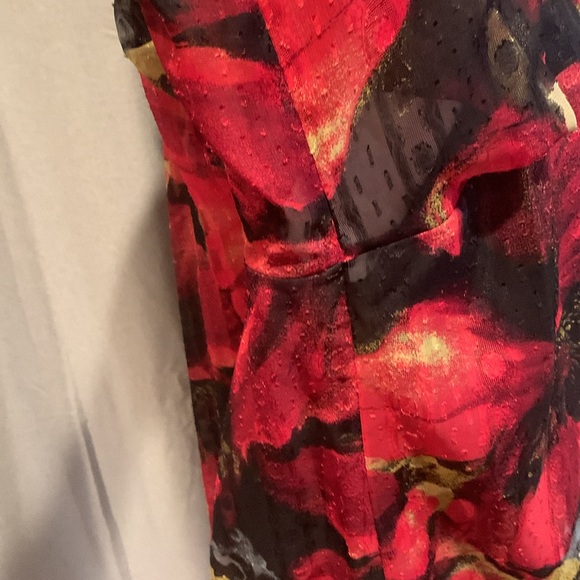 NWT - Style & Co. 2-Piece Red and Black Floral Blouse Size 12 - Picture 6 of 14